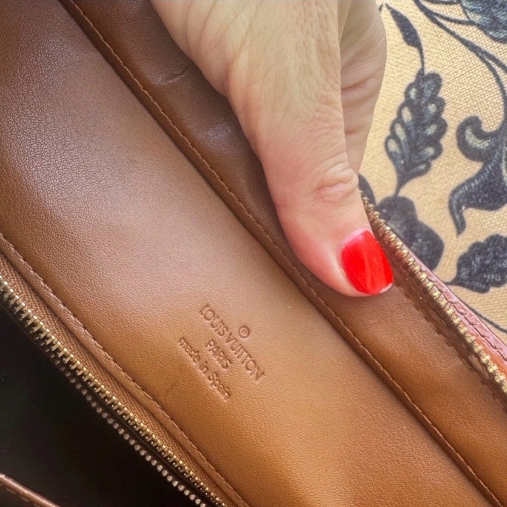 Louis Vuitton Vernis Caramel Brown Monogram Tote - Picture 12 of 12